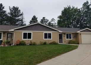 Building Photo - 5557-5559 Cyndi Court