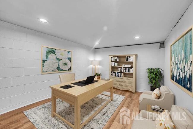 Building Photo - 54 Dogwood Ct