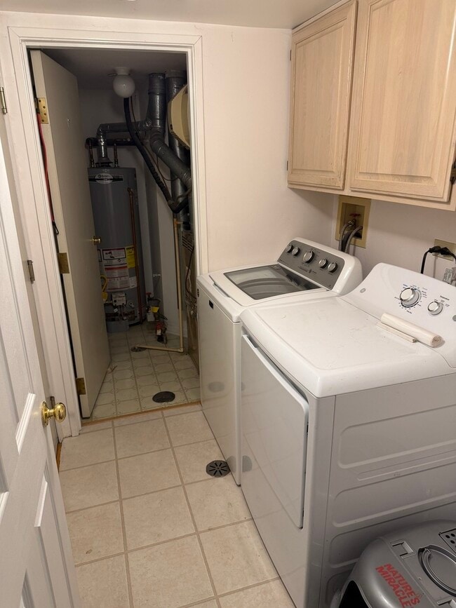 Building Photo - 2674 S Embers Ln
