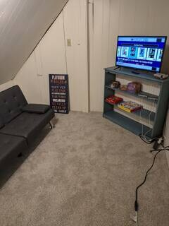 Building Photo - 157 Winding Way Dr