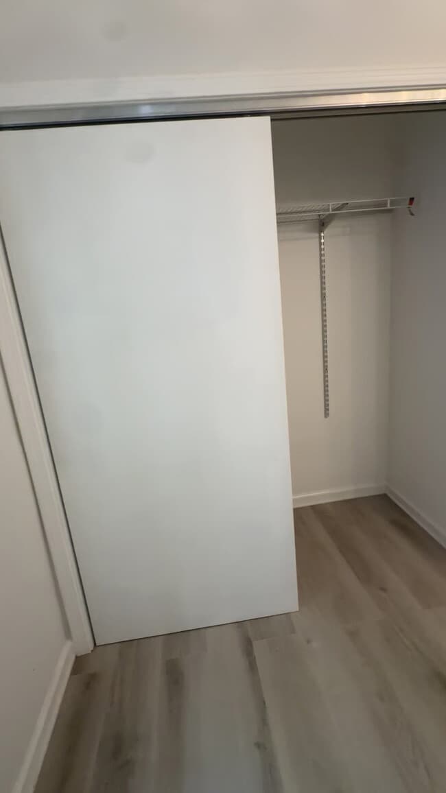 Two Master Closets - 2221 Jernigan Dr SE