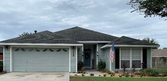 Building Photo - 954 NW 254th Dr