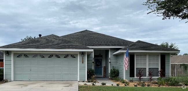 Building Photo - 954 NW 254th Dr