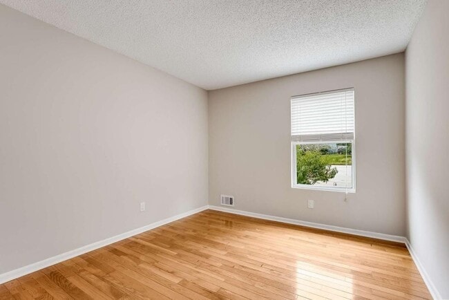 Building Photo - 9745 Loblolly Ln
