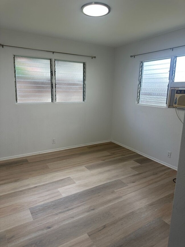 Building Photo - Renovated 3 bedroom 2 bath home in Pearl City