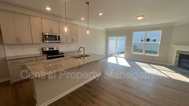 Building Photo - 505 Pennystone Ln