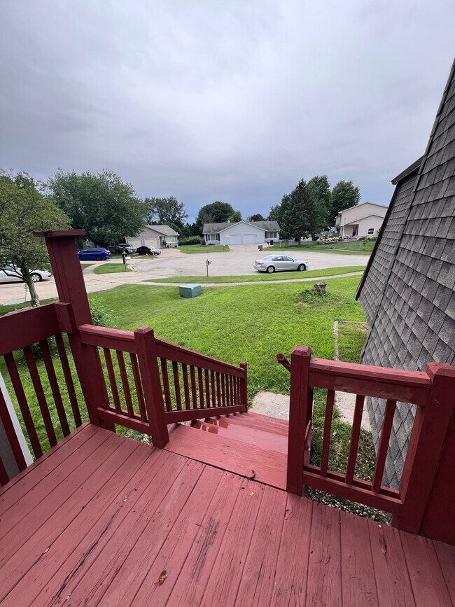 Building Photo - 1637 Sheffield Dr