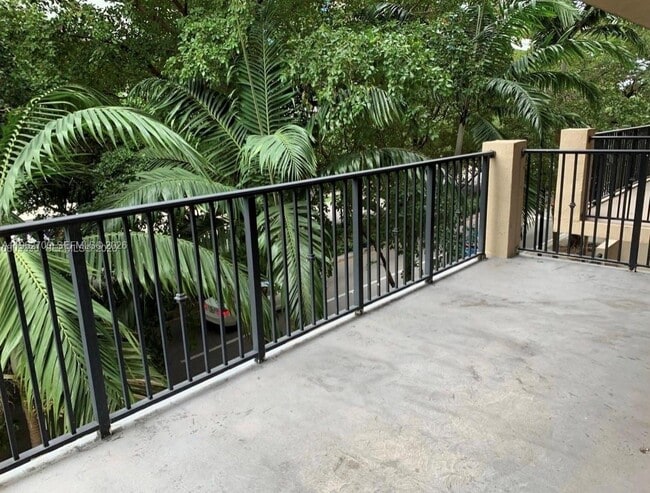 Building Photo - 3410 Coral Wy