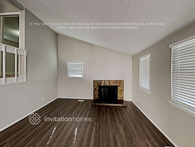 Building Photo - 13016 Grove Cir