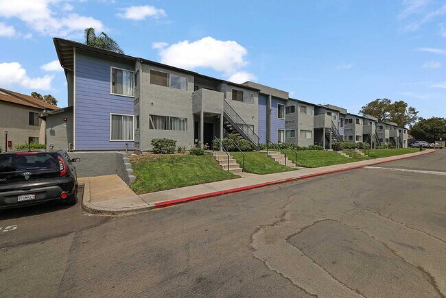 Building Photo - Shadow Point