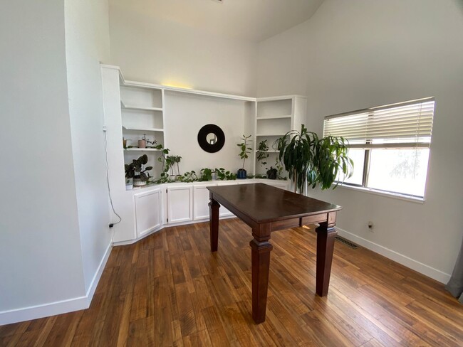 Building Photo - Stunning Home with Backyard Oasis with inground pool and spa