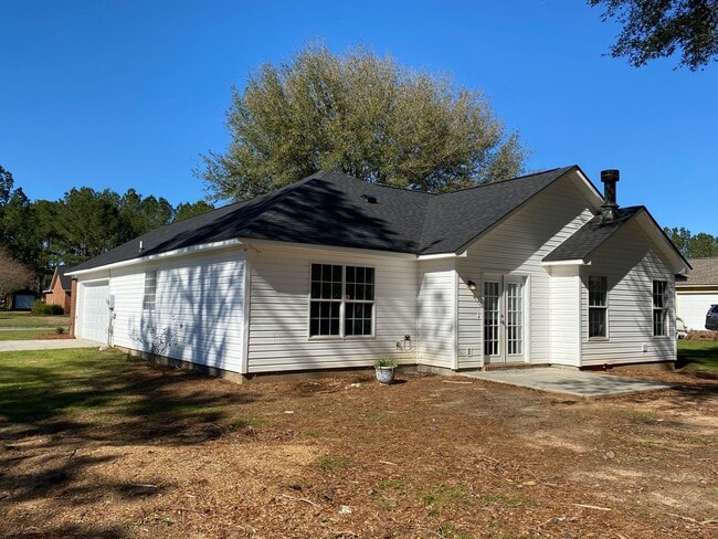 Building Photo - 181 Northwood Dr