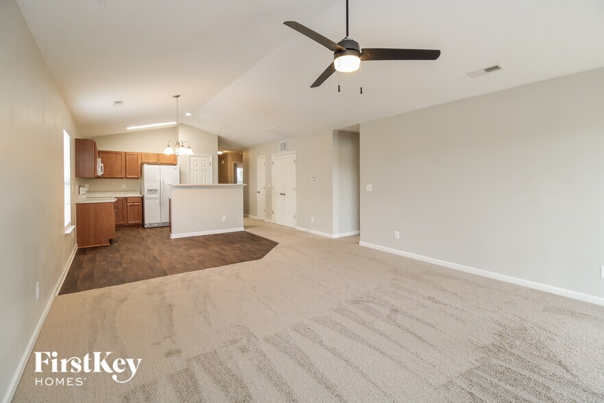 Building Photo - 794 Bitting Hall Cir