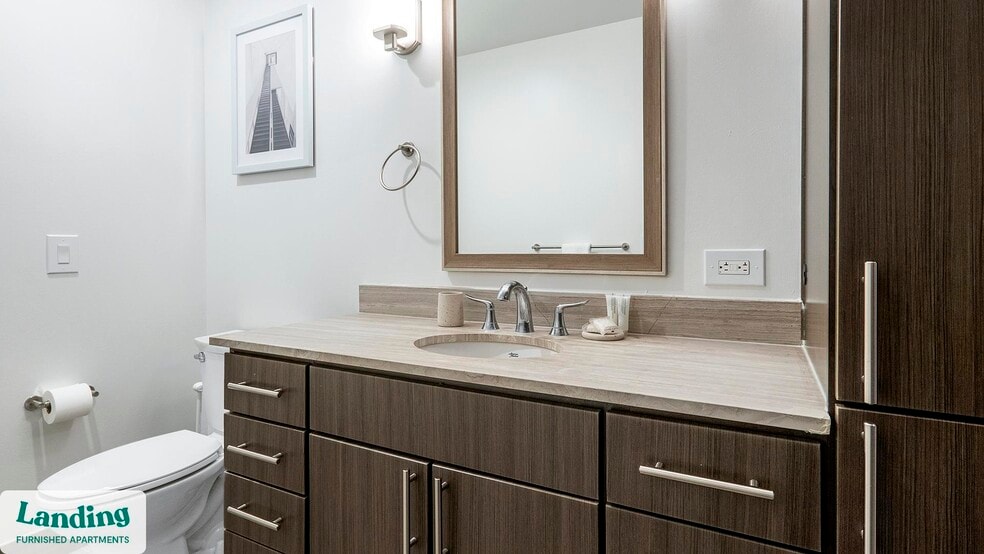 Building Photo - 777 Preston St