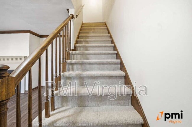 Building Photo - 705 Mill Landing Rd