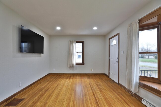 Building Photo - 124 N Gould Rd