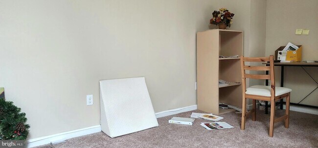 Building Photo - 10204C Ashbrooke Ct