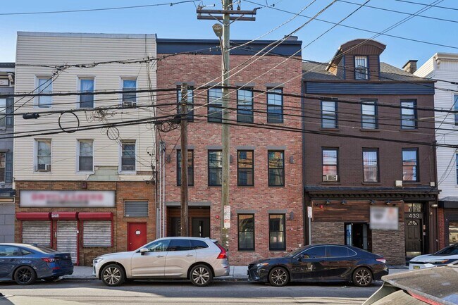 Building Photo - 431 Palisade Ave