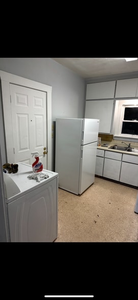 Building Photo - 216 Methow St