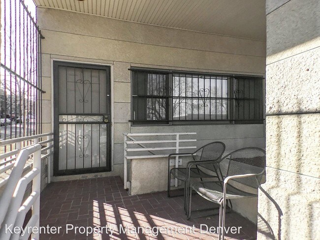 Building Photo - 3100 Umatilla St