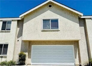Building Photo - 9218 Elm Vista Dr