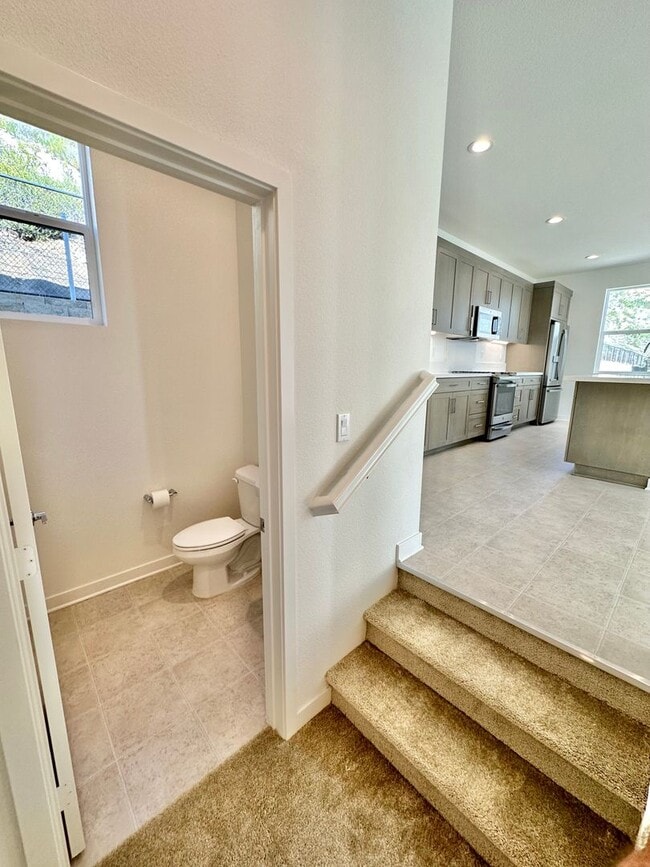 Building Photo - Brand New Townhome Overlooking Mission Valley