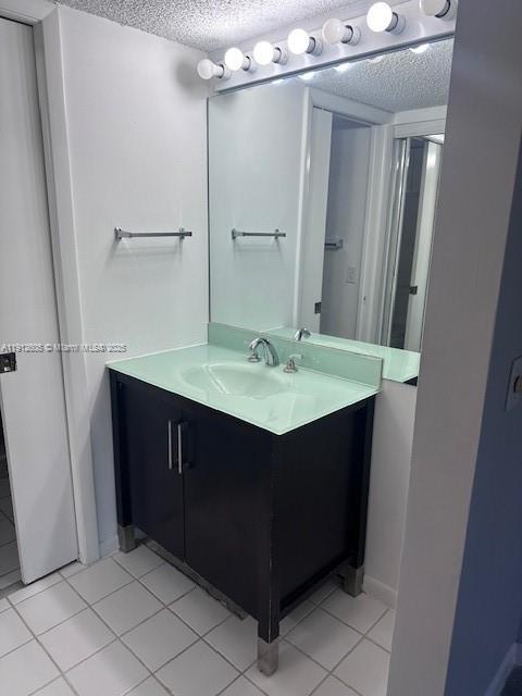 Building Photo - 2043 SE 26th Ln