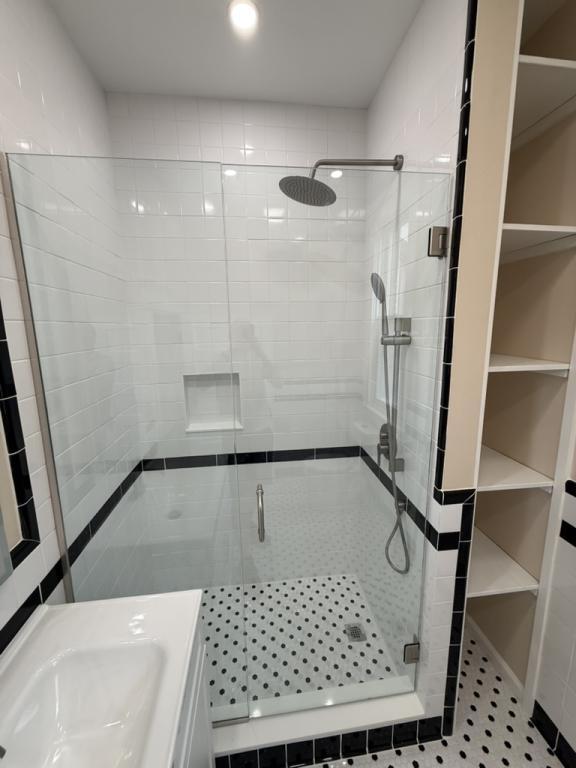 Building Photo - 2101 Cherokee Pkwy