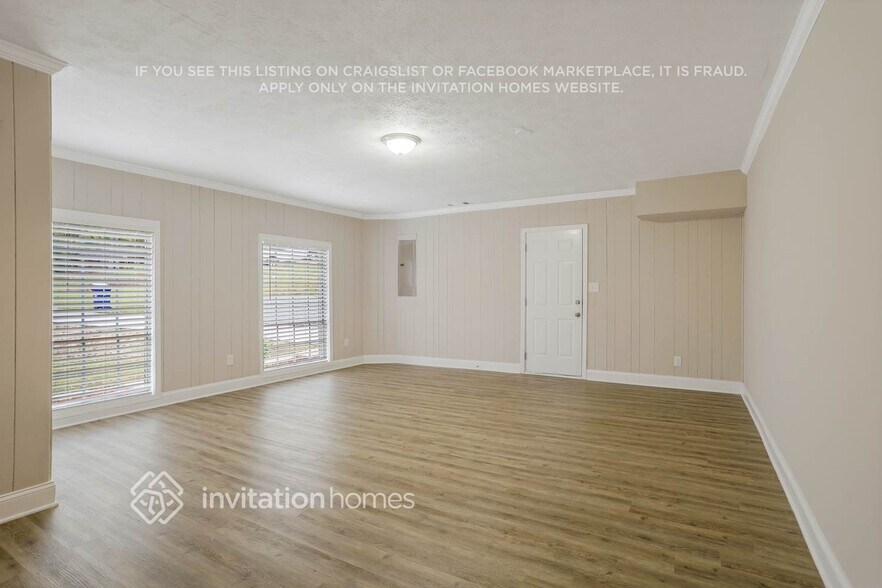 Building Photo - 4164 Forest Ct