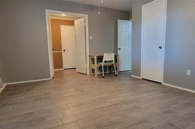 Building Photo - 6604 Montauk Dr