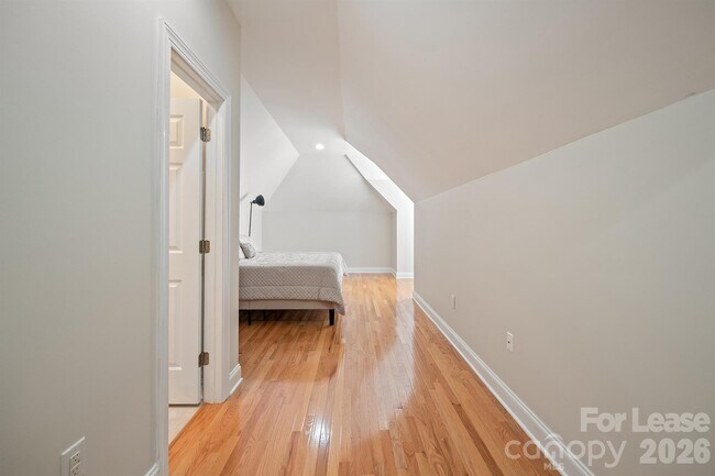 Building Photo - 12004 Camargo Ct