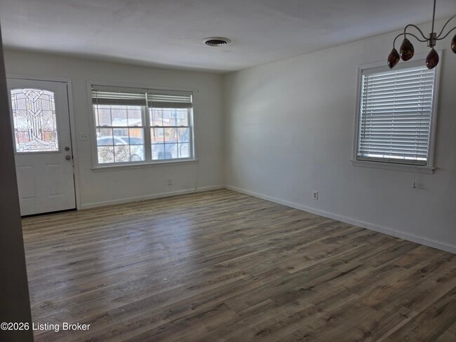 Building Photo - 9703 Dolphin Ct