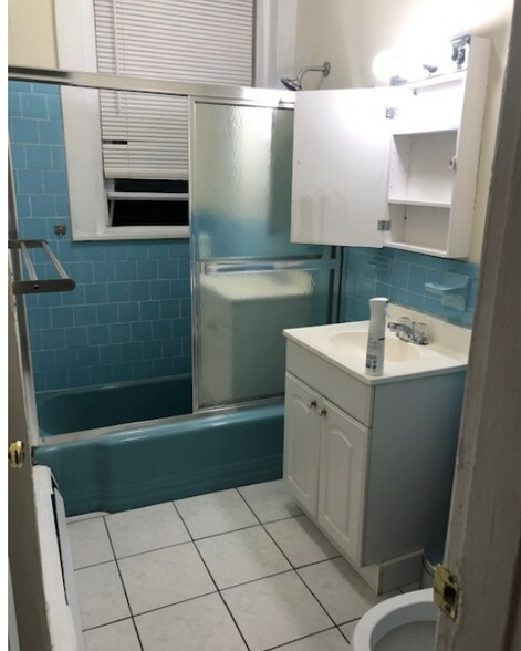 Building Photo - 276 Harvard St