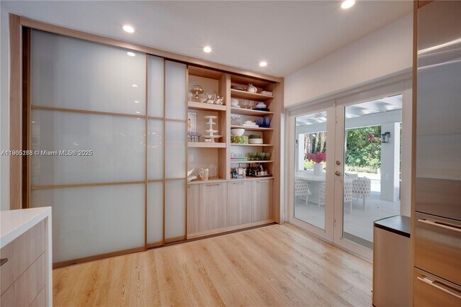 Building Photo - 11905 SW 67th Ave