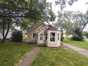 Building Photo - 2212 Sherman St