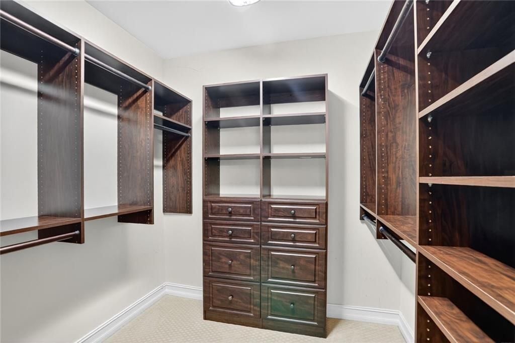 Building Photo - 2233 Peachtree Rd