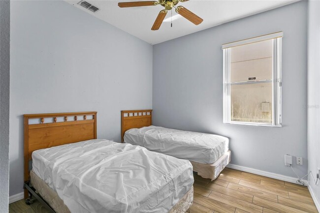 Building Photo - 217 Sand Ridge Dr