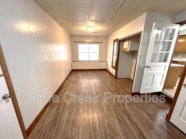 Building Photo - 5305 Brookdale Dr