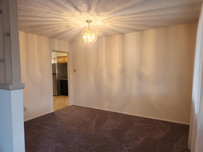 Building Photo - 8509 Bellehaven Pl NE