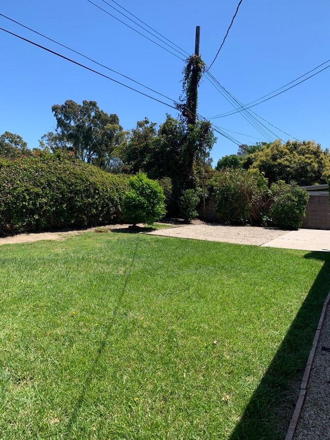 Building Photo - Great Neighborhood, 3 Bedroom Home for Rent