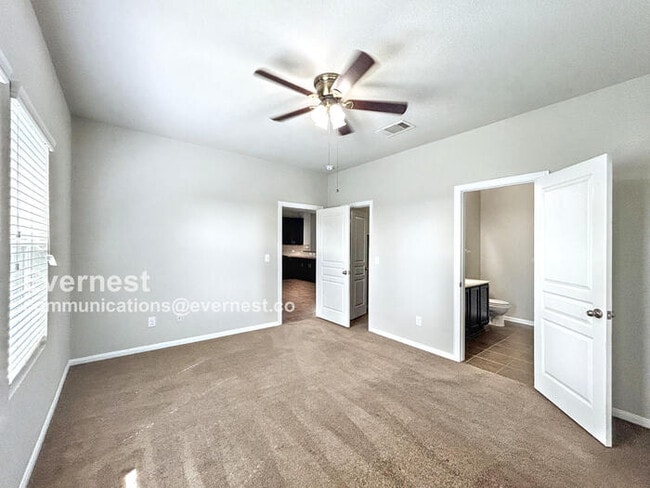 Building Photo - 396 Waterloo Dr