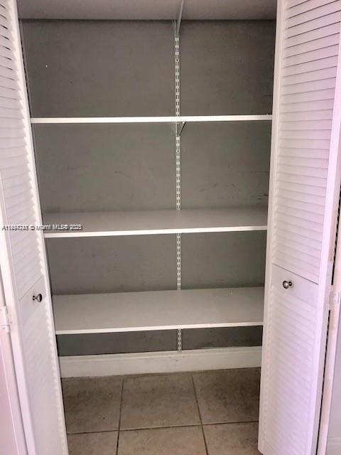 Building Photo - 1805 Sans Souci Blvd