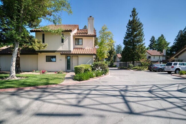 Building Photo - 6726 Calvine Rd