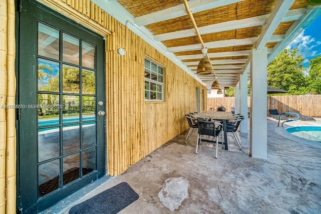 Building Photo - 1275 NE 204th Terrace