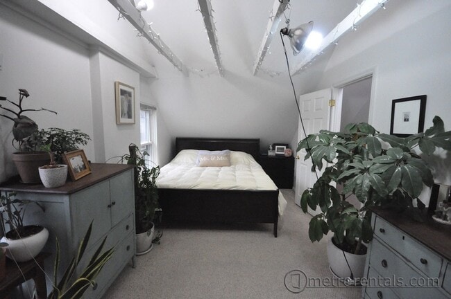 Building Photo - 703-705 City Park