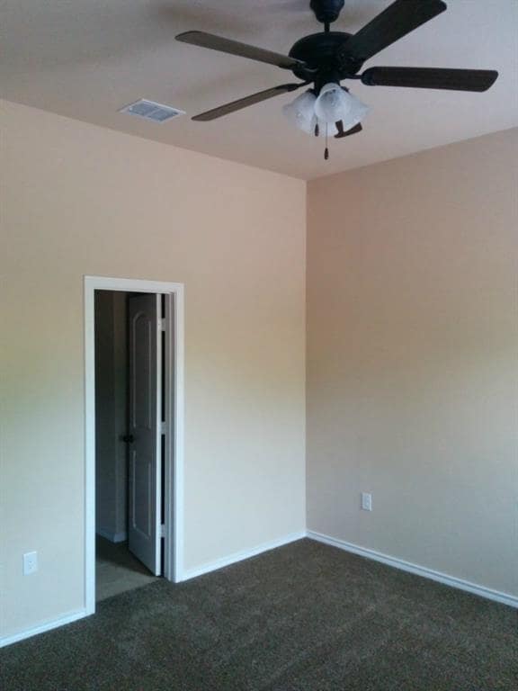 Building Photo - 155 Creekside Villa Dr