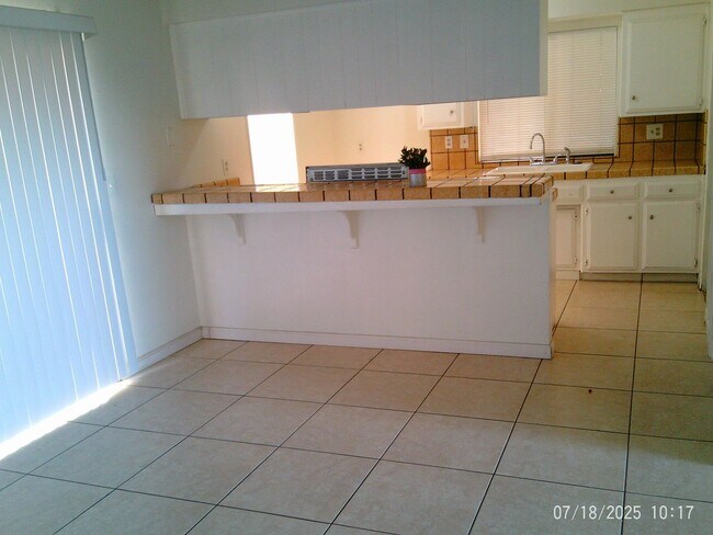 Building Photo - 2525 Actis St