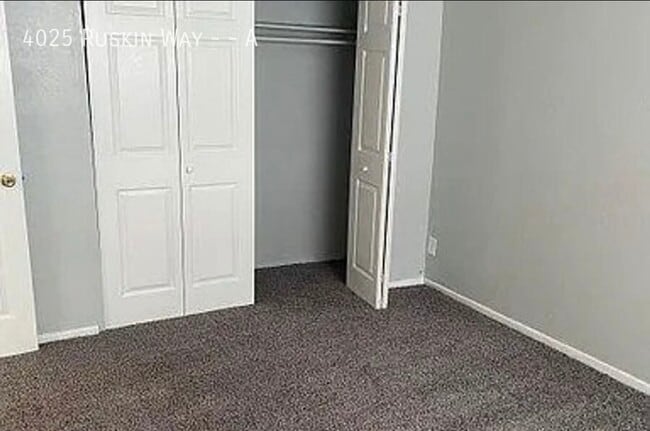 Building Photo - 4025 Ruskin Way