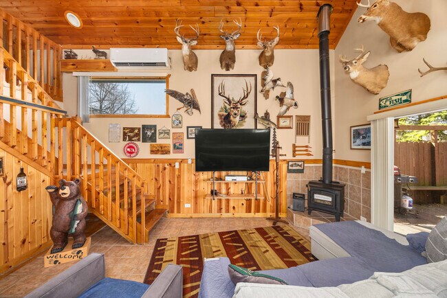 Building Photo - 3341 E 2059th Rd