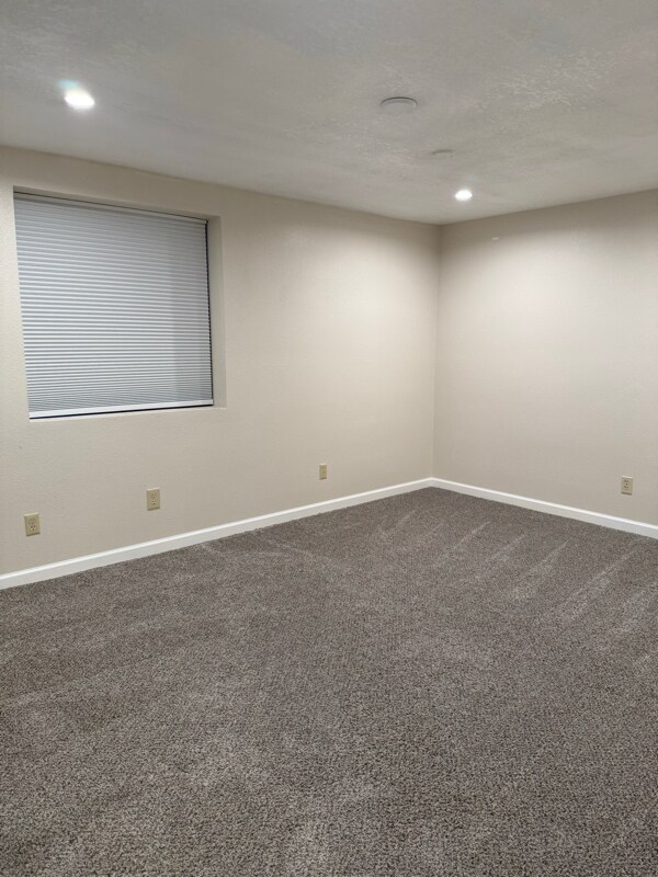 Building Photo - 301 Geddis St